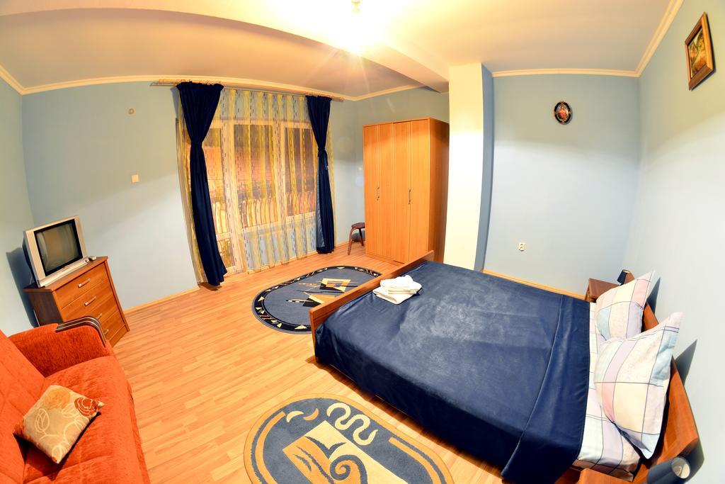 Pensiunea Deea Băile Herculane Exterior photo